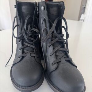 Keen Lace Up Boots